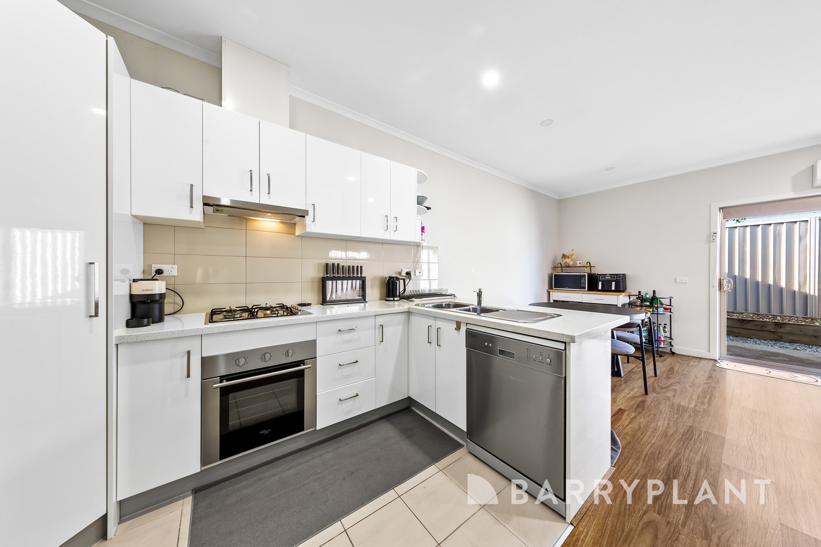 9A Diana Drive, Sunshine West, VIC 3020, Sunshine West - Thumbnail 3