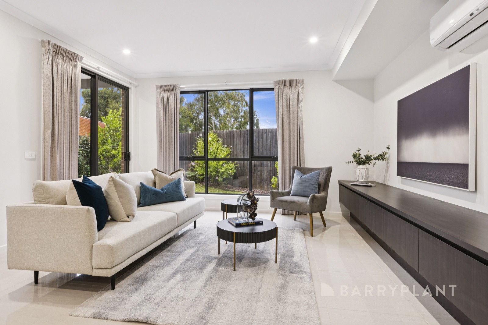 9A Dirigo Drive, Wheelers Hill, VIC 3150 - Thumbnail 2 - 10/03/2026