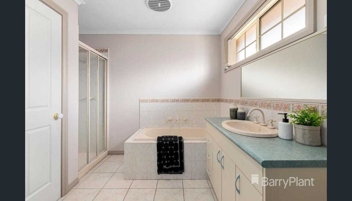 9A Foxzami Crescent, Epping, VIC 3076, Epping - Thumbnail 7