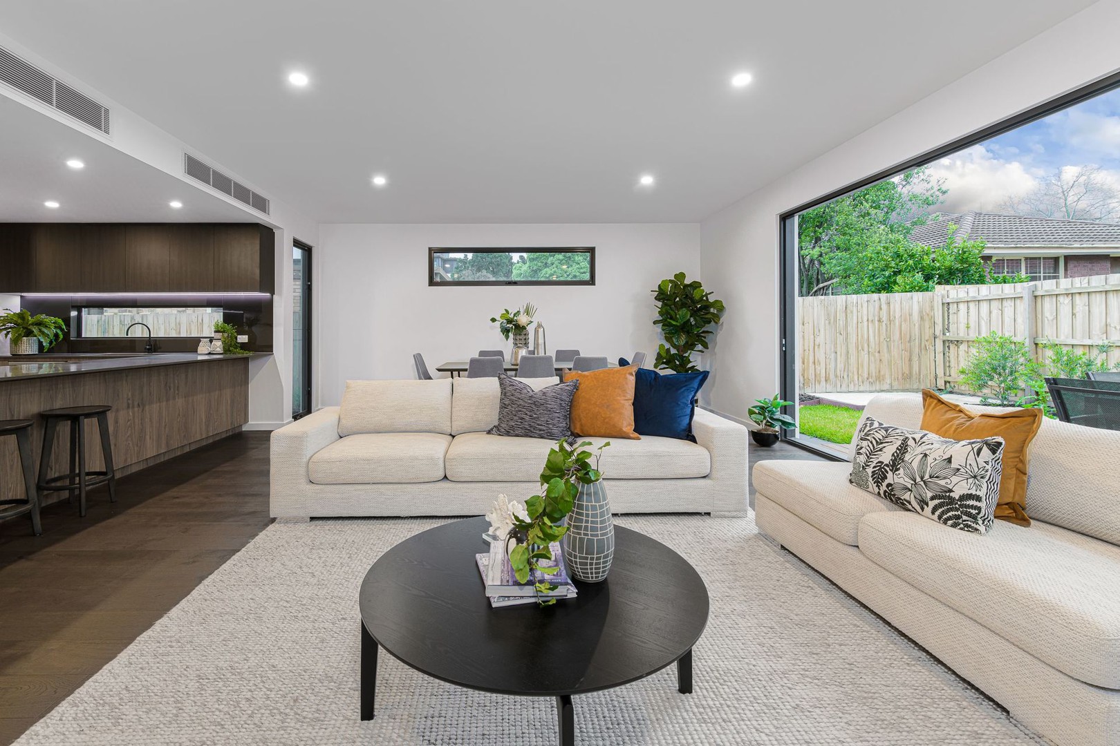 9A Little StreetGlen Waverley, VIC 3150, Glen Waverley - Thumbnail 2