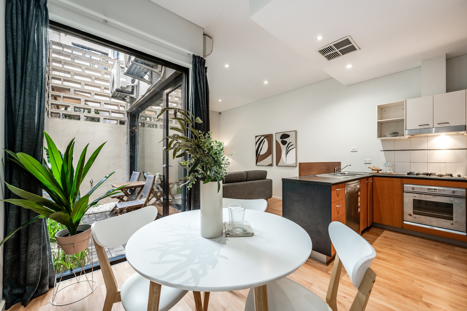 9A Sparman Close, Adelaide, SA 5000, Adelaide - Thumbnail 2