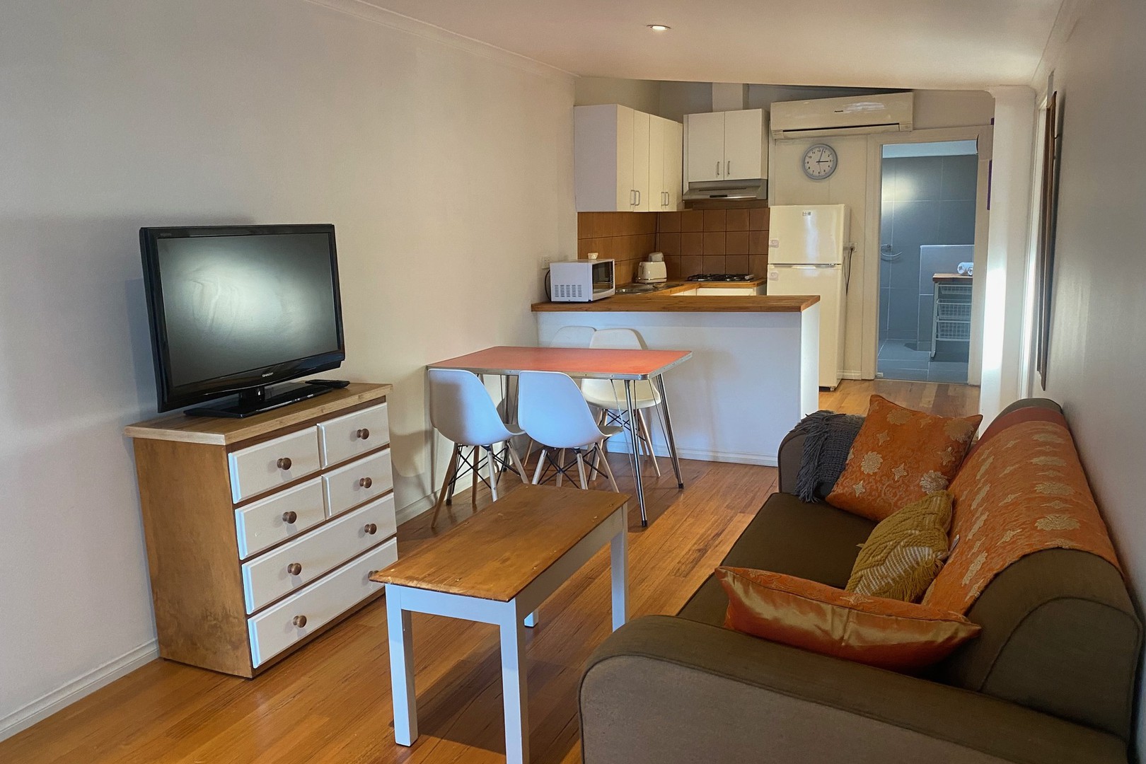9a Winona Grove, Pascoe Vale South, VIC 3044, Pascoe Vale South - Thumbnail 3