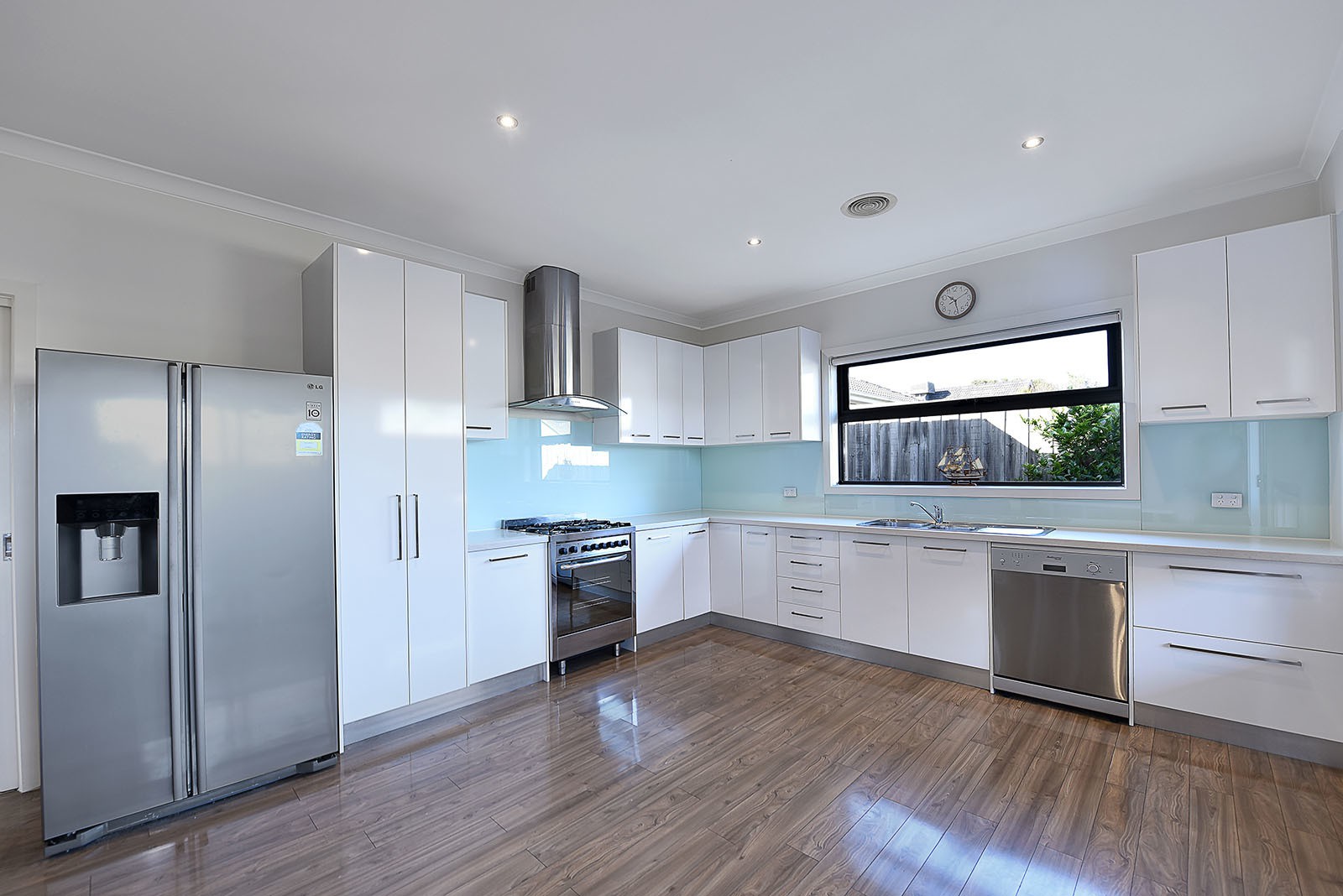 9B Henty Street, Reservoir, VIC 3073, Reservoir - Thumbnail 5