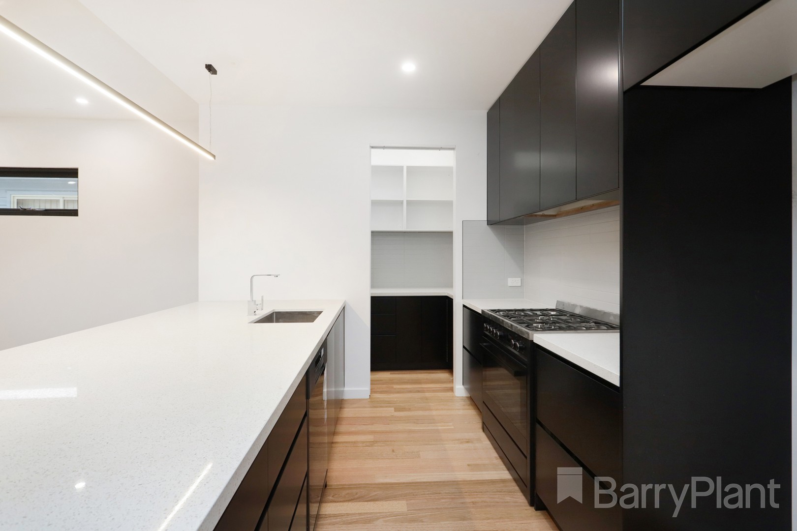 9B Jessie Street, Sunshine, VIC 3020, Sunshine - Thumbnail 6