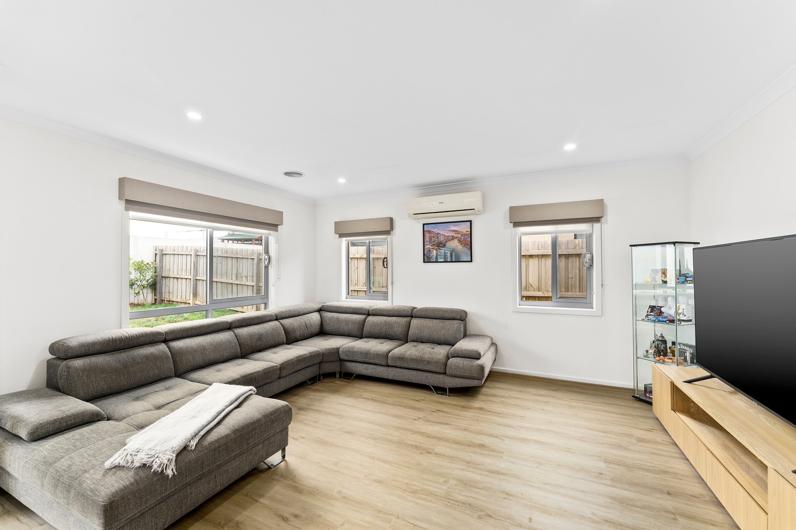 9B Tawny Court, Truganina, VIC 3029, Truganina - Thumbnail 2