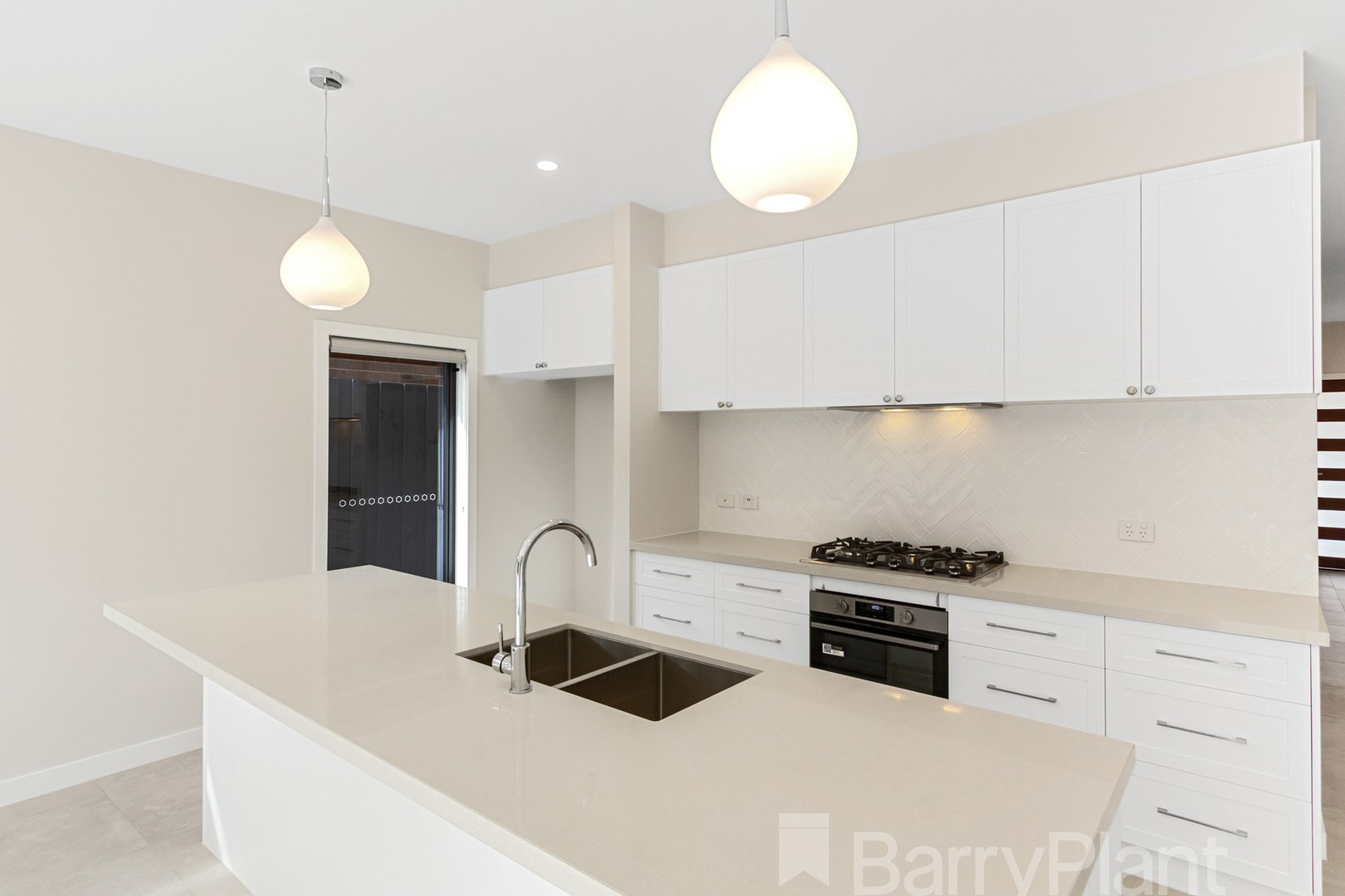 A/2 Pleasant Street, Kilsyth, VIC 3137, Kilsyth - Thumbnail 2