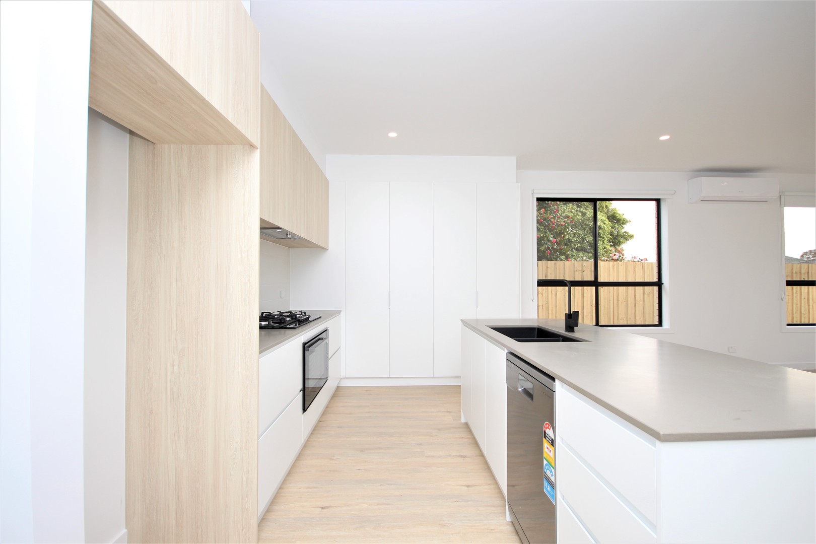A/8 Alder Crescent, Bell Park, VIC 3215, Bell Park - Thumbnail 5