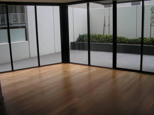 A212/57 Bay Street, Port Melbourne, VIC 3207, Port Melbourne - Thumbnail 2