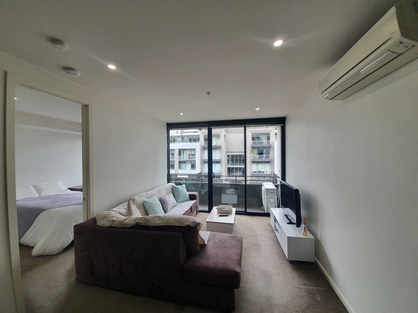 A303/57 Bay Street, Port Melbourne, VIC 3207, Port Melbourne - Thumbnail 2