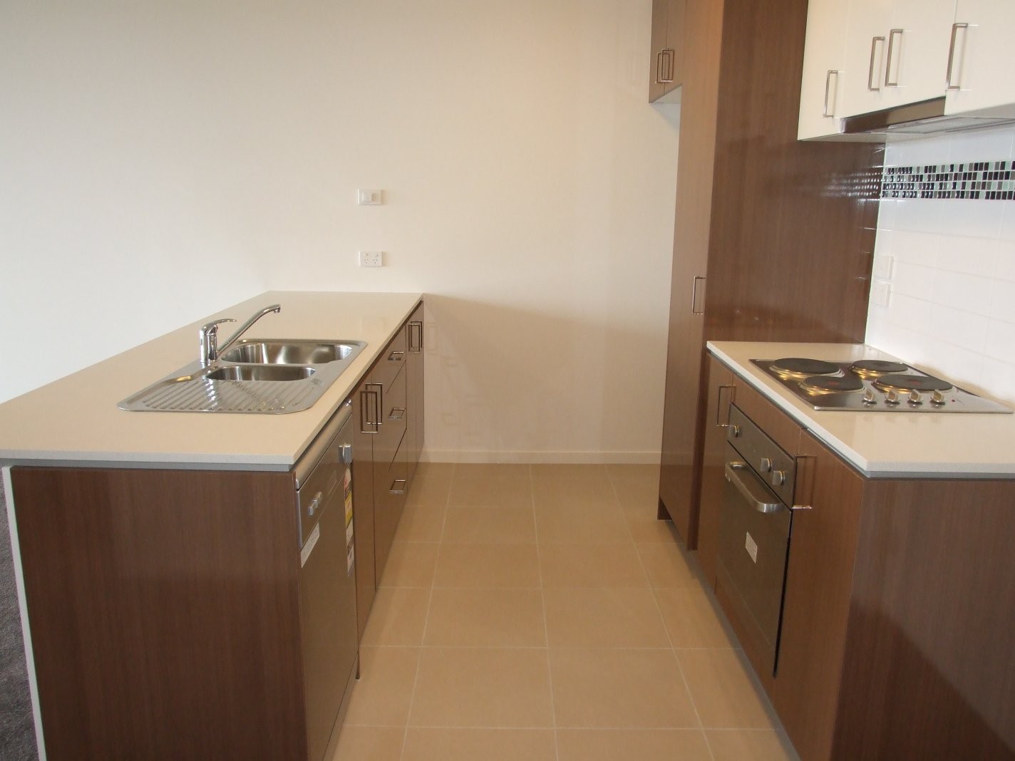 Apt 603/51 -65 Hopkins Street, Footscray, VIC 3011 - Thumbnail 2 - 08/06/2023