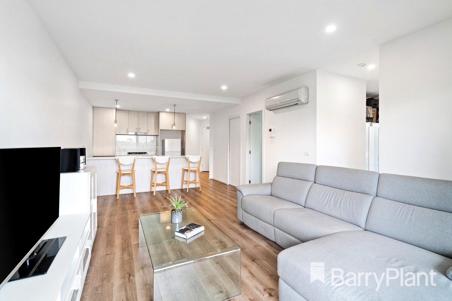B01/17 Mullenger Road, Braybrook, VIC 3019, Braybrook - Thumbnail 3