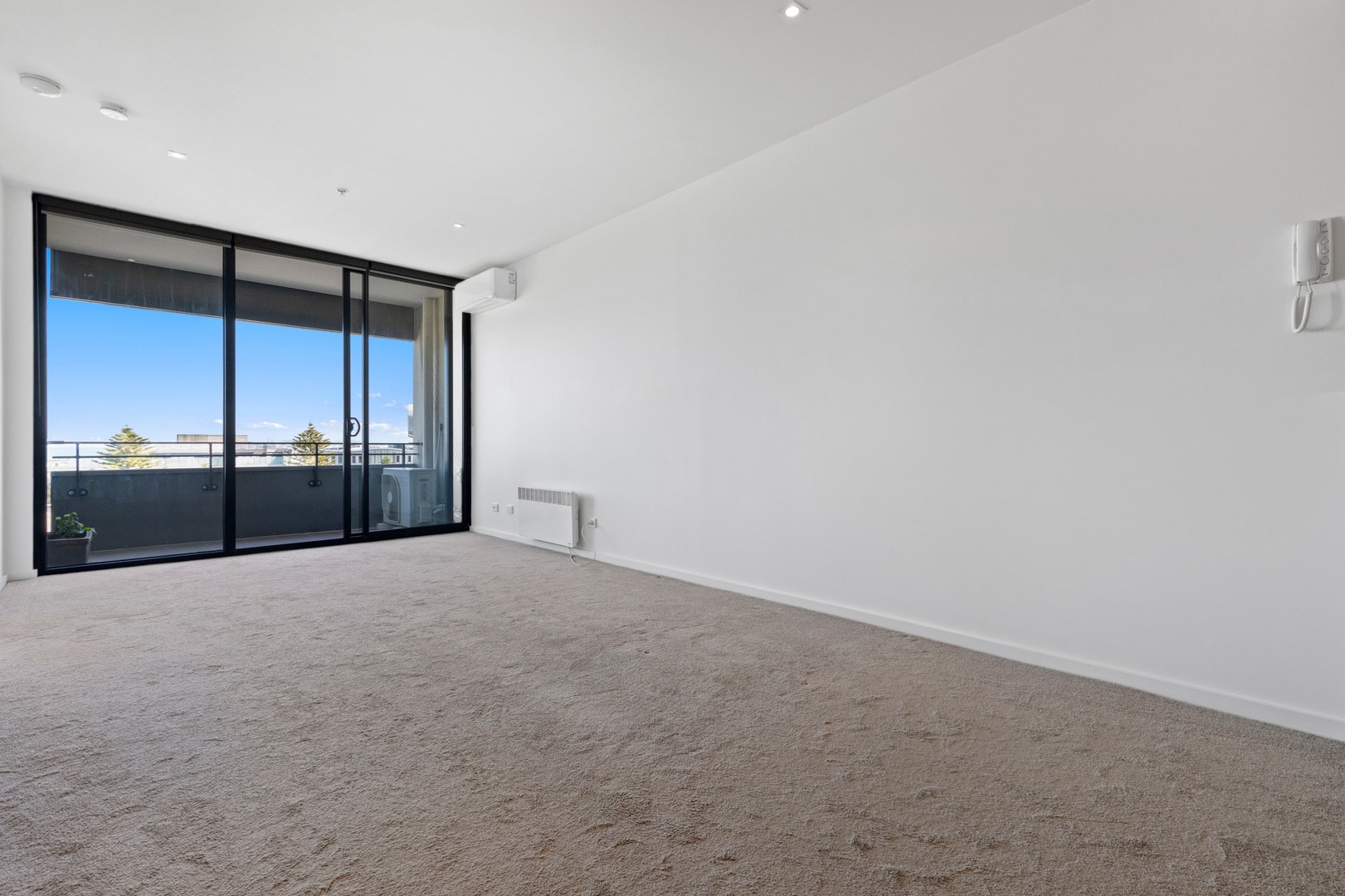 B502/55 Bay Street, Port Melbourne, VIC 3207, Port Melbourne - Thumbnail 4