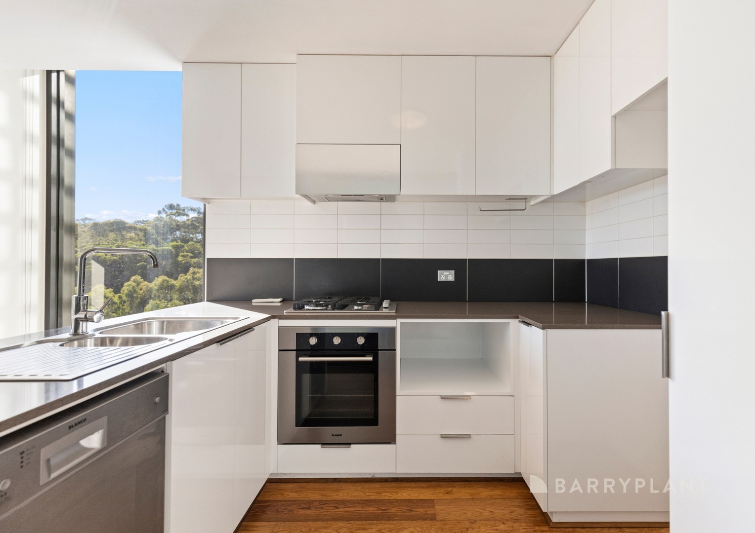 B503/10-16 Trenerry Crescent, Abbotsford, VIC 3067 - Thumbnail 1 - 01/05/2025