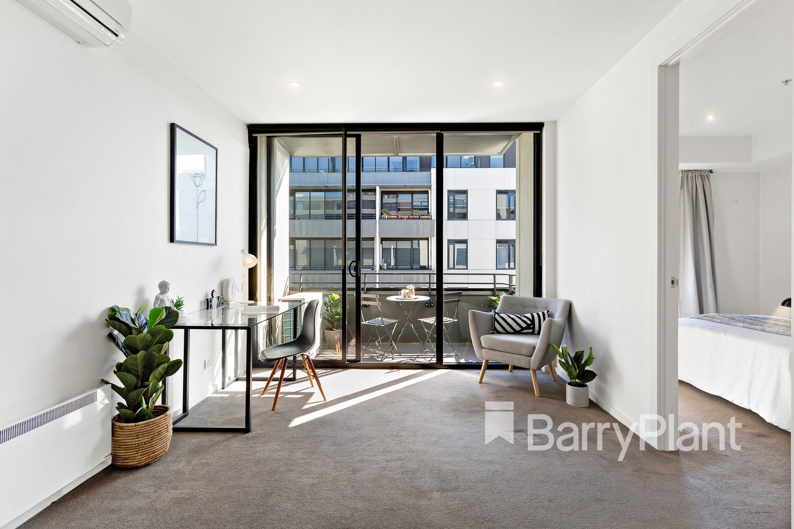 B708/55 Bay Street, Port Melbourne, VIC 3207, Port Melbourne - Thumbnail 4