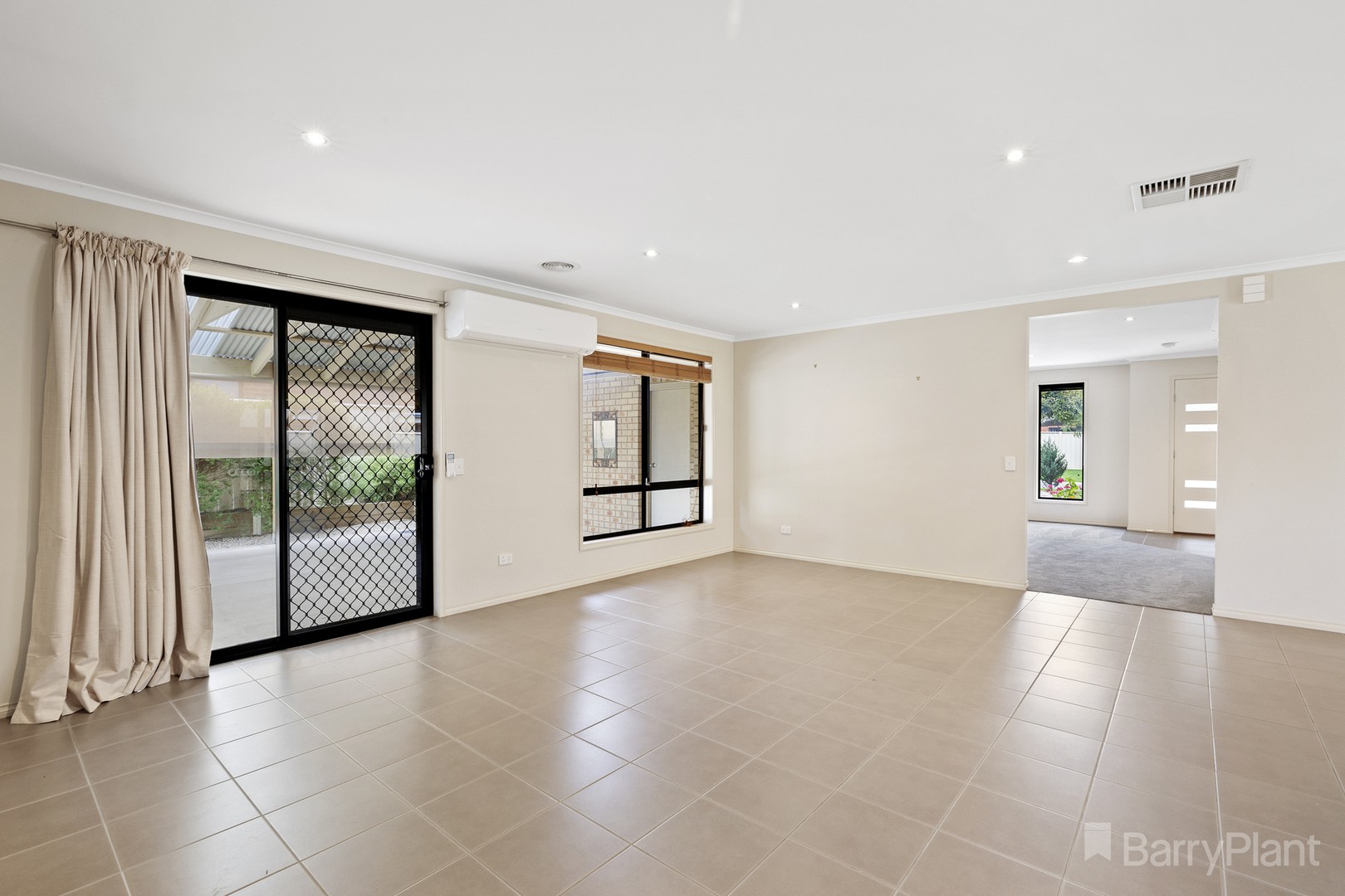 13 Bellbird Drive, California Gully - Thumbnail 3