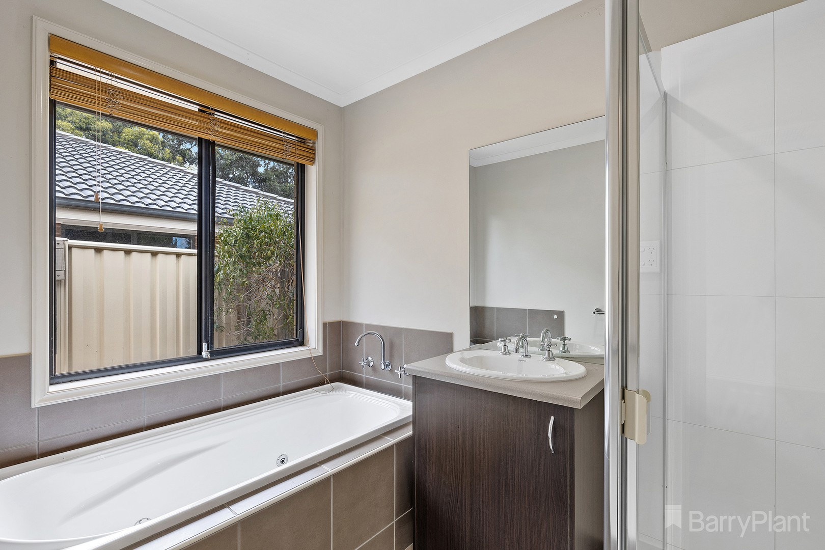 13 Bellbird Drive, California Gully - Thumbnail 6