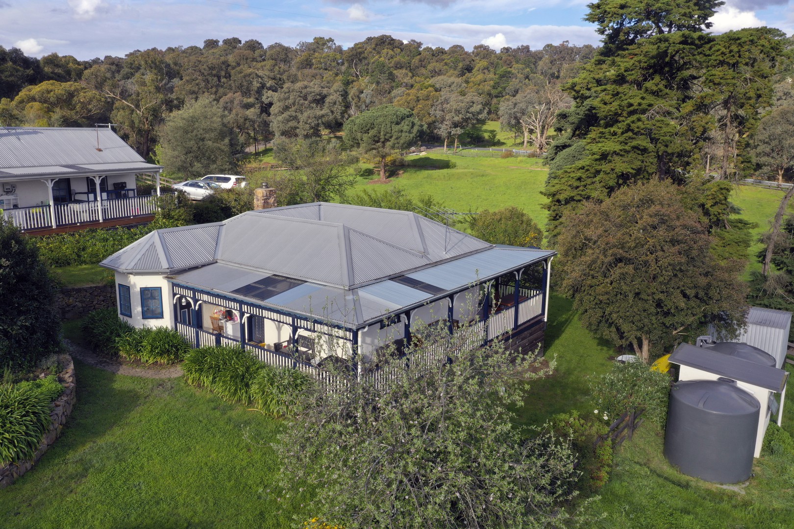 Cottage/615 Broad Gully Road, Diamond Creek, VIC, 3089, Diamond Creek - Thumbnail 2