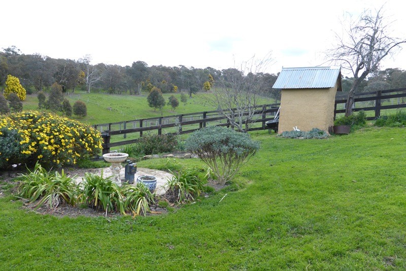 Cottage/615 Broad Gully Road, Diamond Creek, VIC, 3089, Diamond Creek - Thumbnail 8