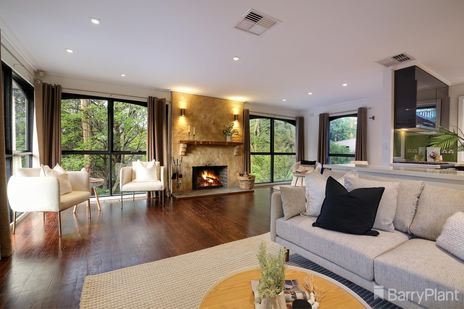 Emerald, VIC 3782 - Thumbnail 2 - 17/10/2022