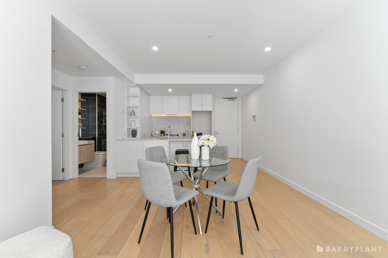 G02/8 Bond Street, Ringwood, VIC 3134, Ringwood - Thumbnail 4