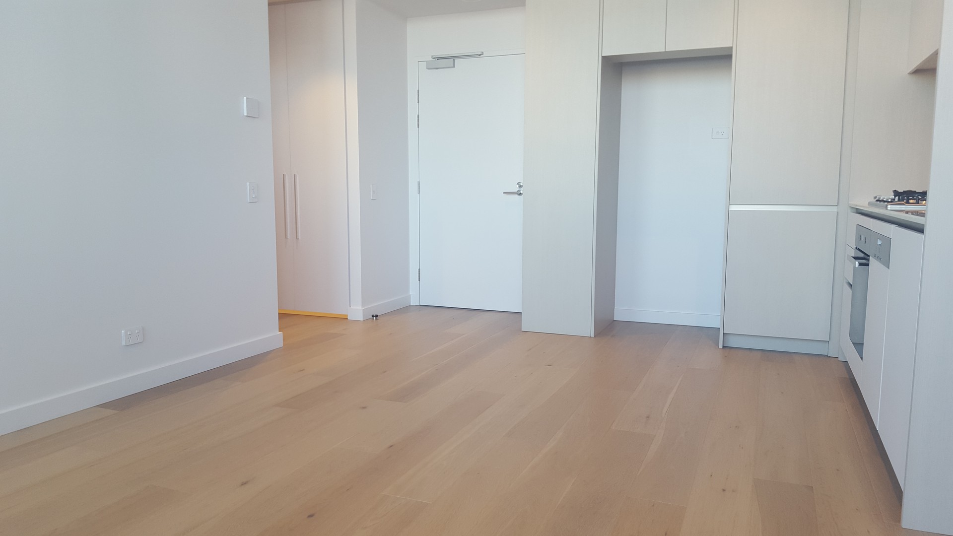 G02/915 Collins Street, Docklands, VIC 3008, Docklands - Thumbnail 2