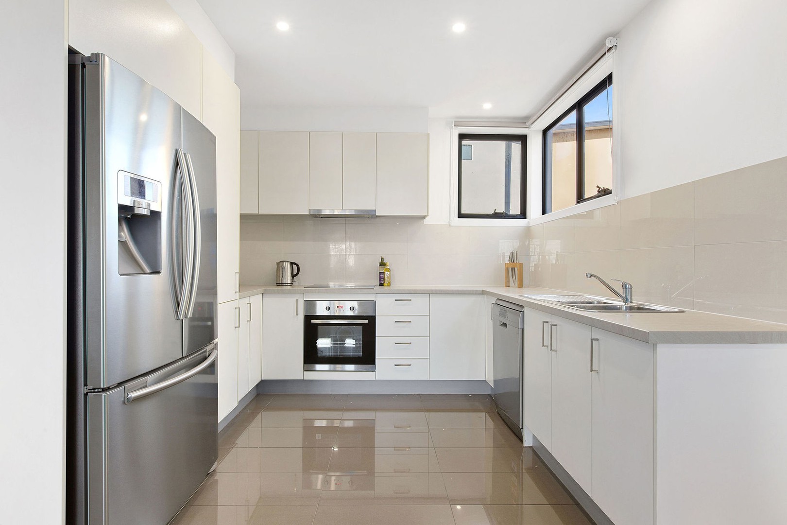 Level 1, 1/5 Culcairn Drive, Frankston South, VIC, 3199, Frankston South - Thumbnail 2