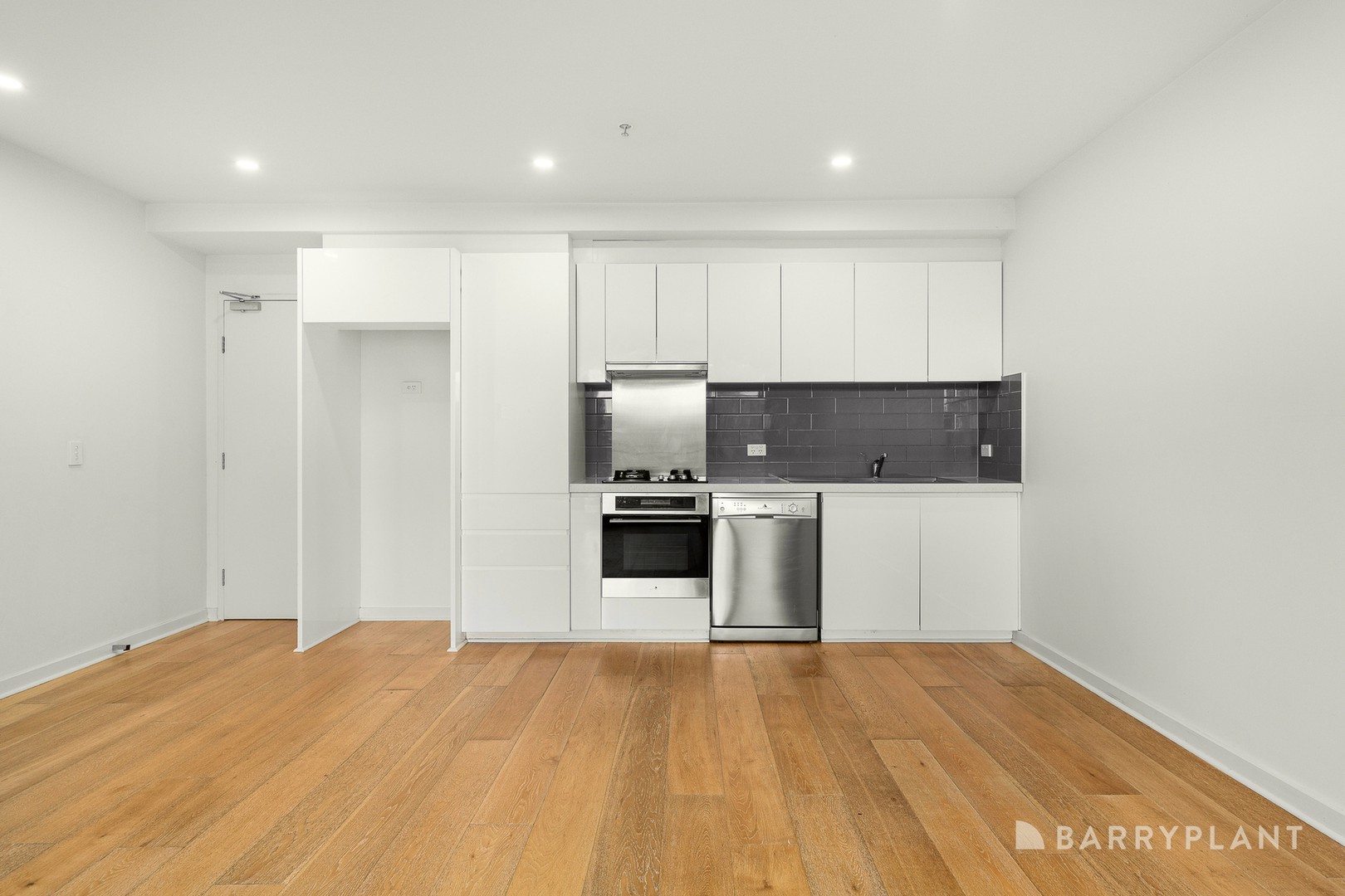 Level 1/6-8 Ebdale Street, Frankston, VIC 3199, Frankston - Thumbnail 3