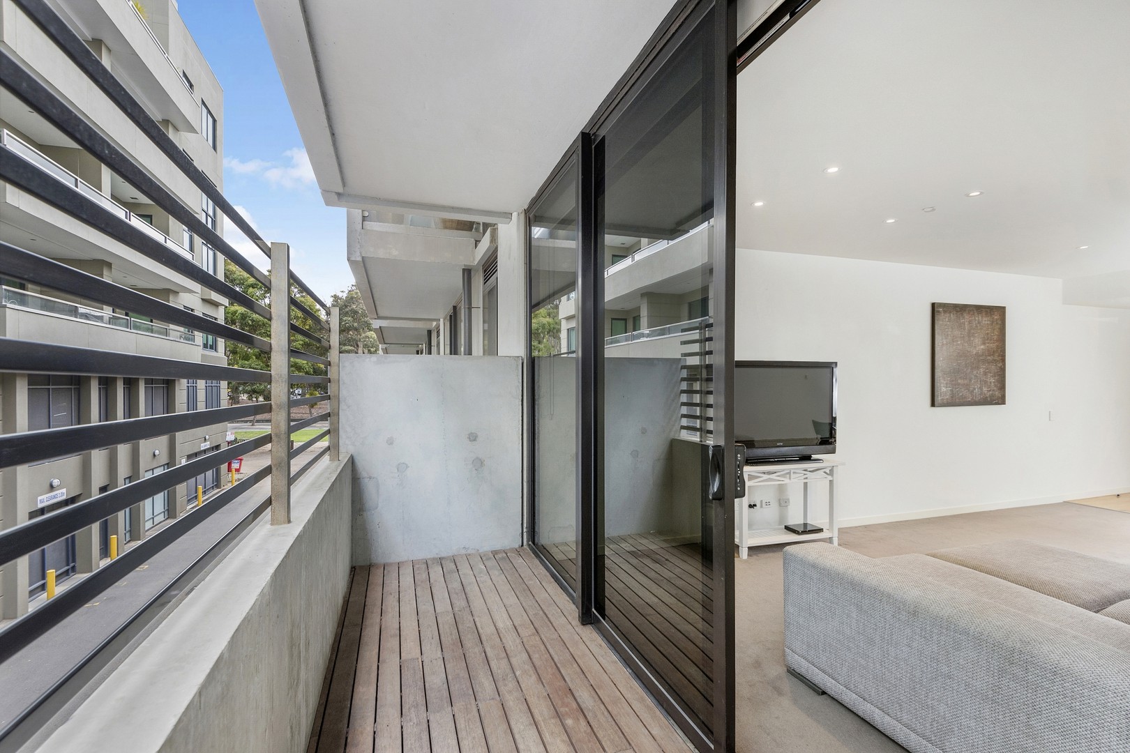 Level 1/9/6-8 Eastern Beach Road, Geelong, VIC 3220, Geelong - Thumbnail 8