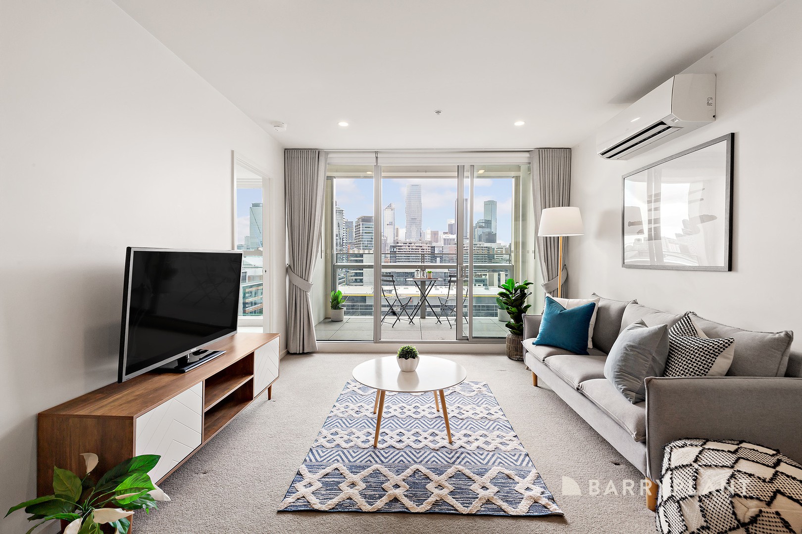 1403E/888 Collins Street, Docklands, VIC 3008 - Thumbnail 2 - 14/04/2025