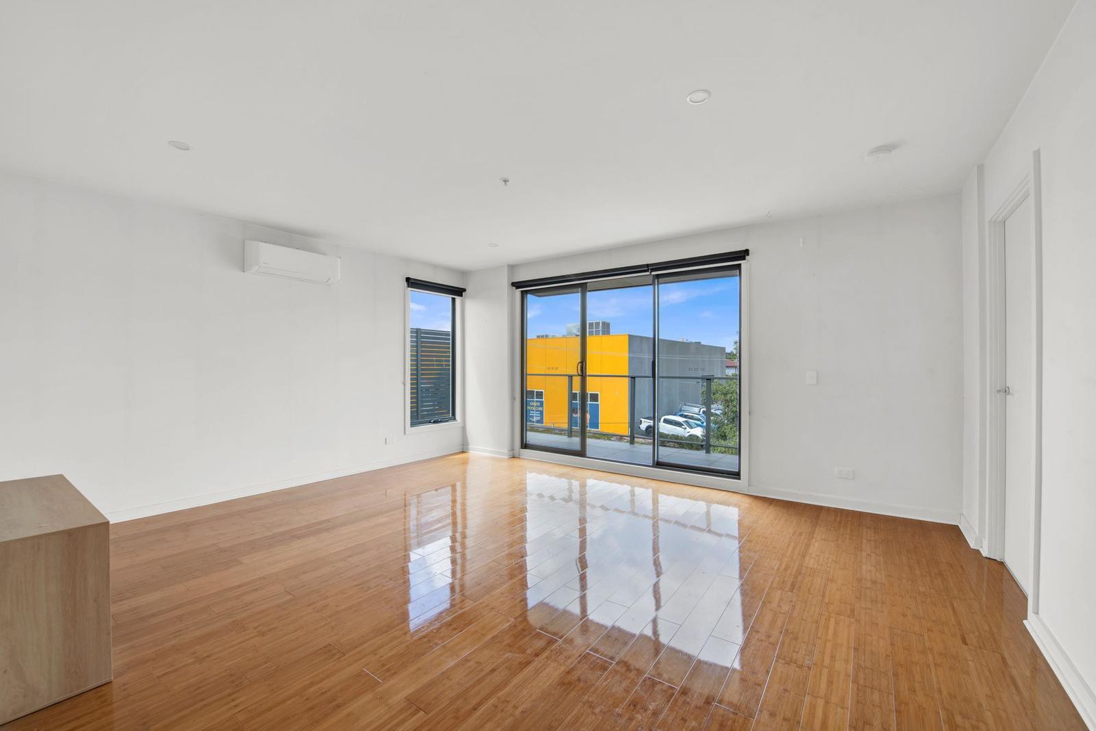 Level 2/1-8 Ebdale Street, Frankston, VIC 3199, Frankston - Thumbnail 4