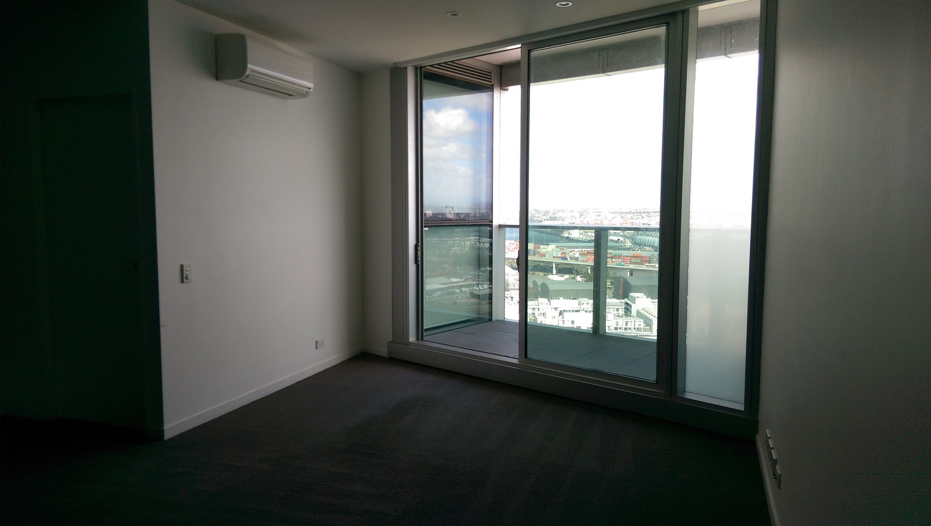 N2710/241 Harbour Esplanade, Docklands, VIC 3008, Docklands - Thumbnail 2