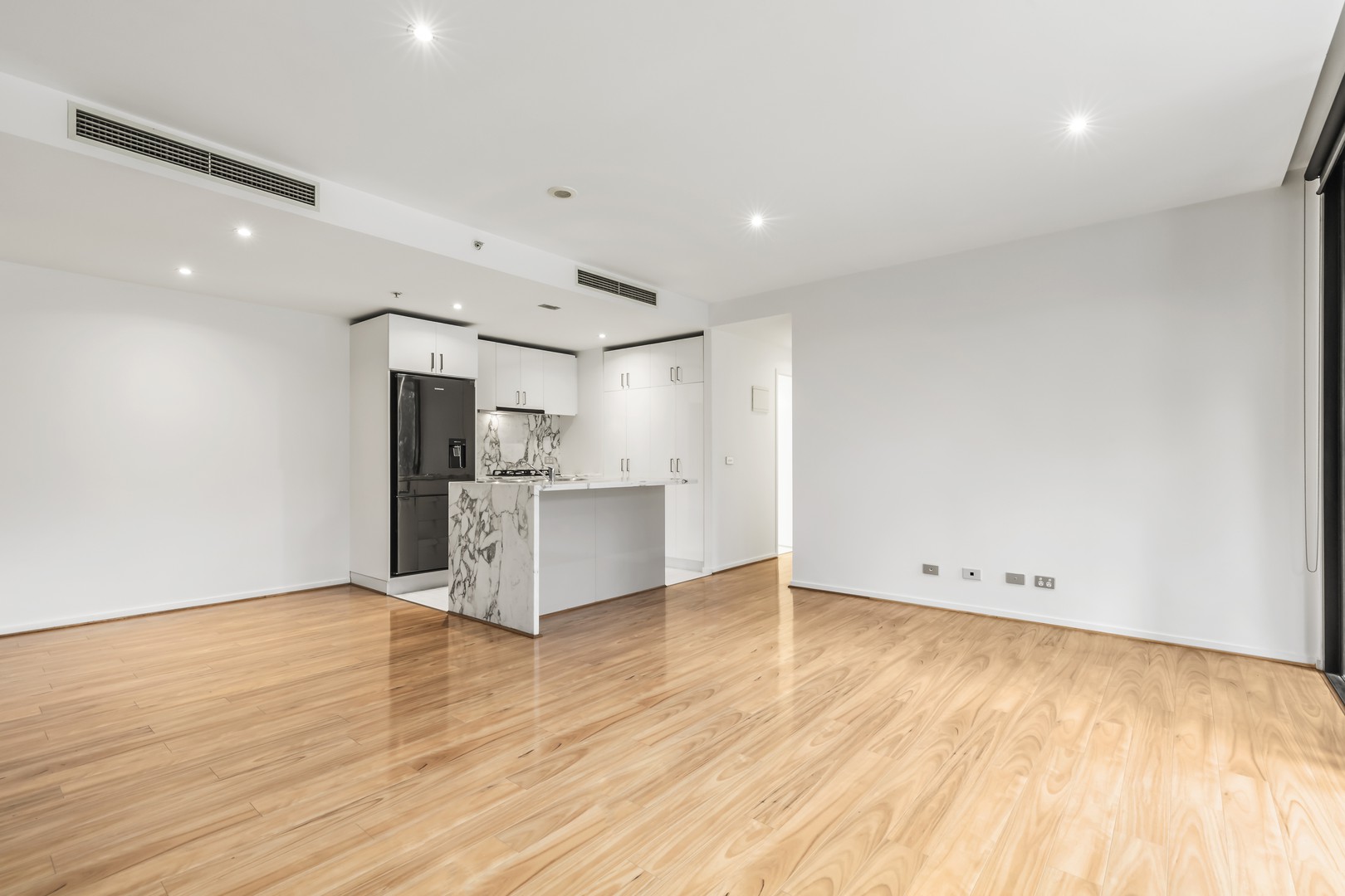 P108/12 Waterview Walk, Docklands, VIC 3008 - Thumbnail 2 - 14/09/2022