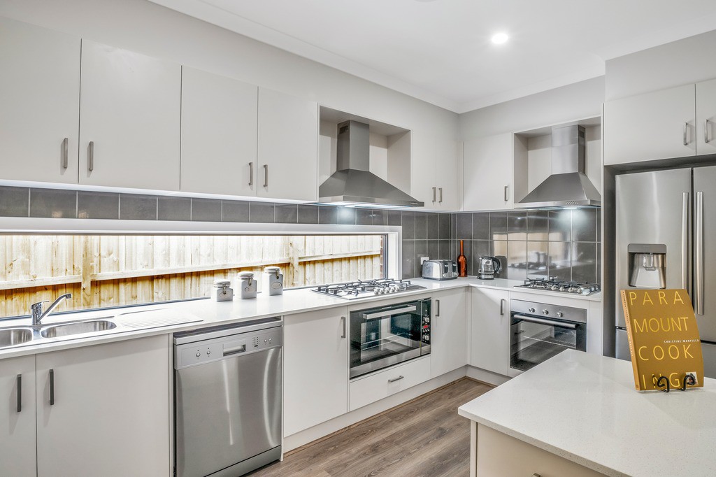 Room 4/2 Backelei Crescent, Grovedale, VIC 3216 - Thumbnail 1 - 26/10/2021