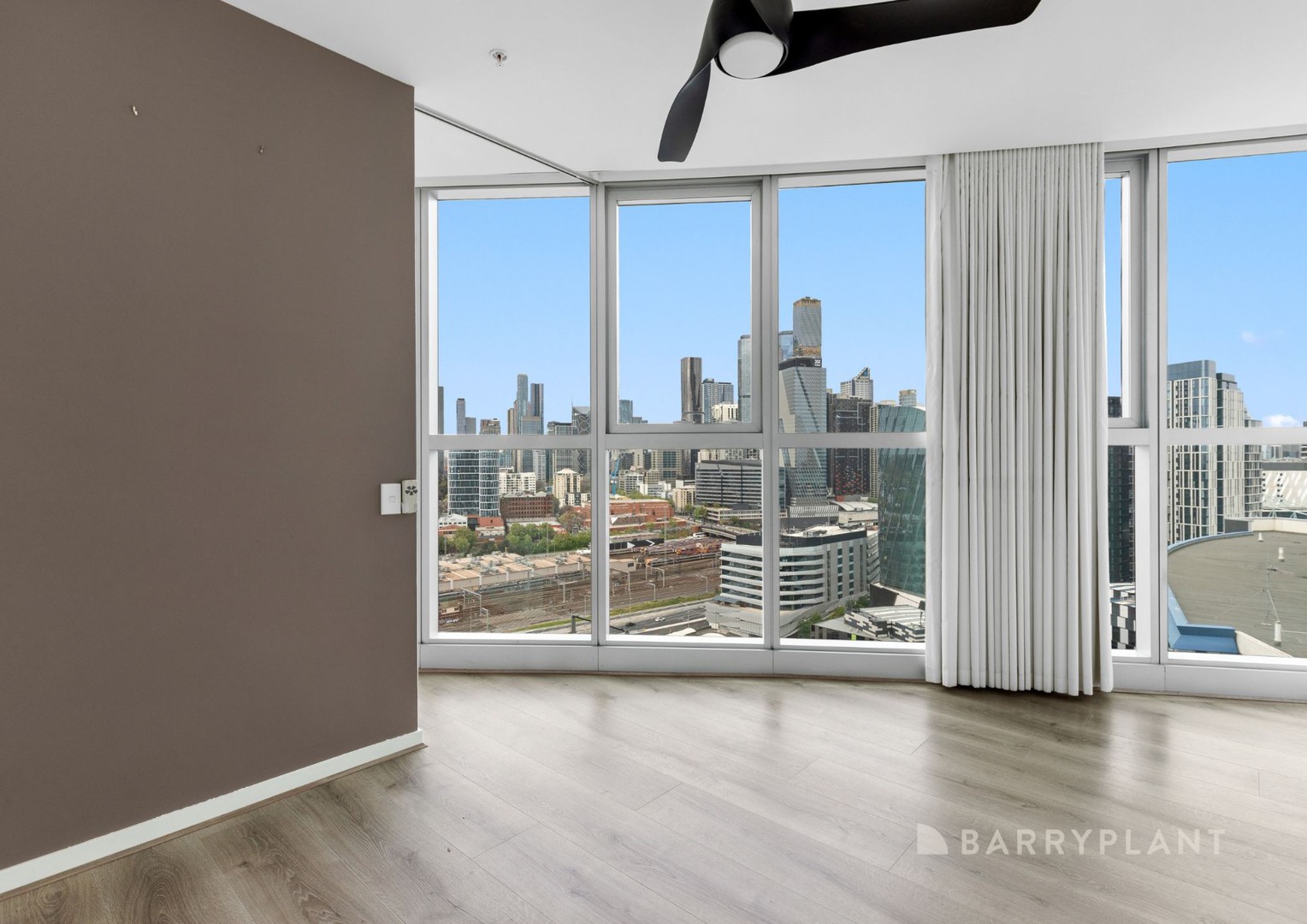 S2402/231 Harbour Esplanade, Docklands, VIC 3008, Docklands - Thumbnail 5