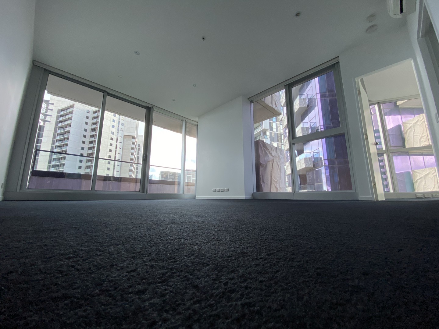 S908/231 - 245 Harbour Esplanade, Docklands, VIC 3008, Docklands - Thumbnail 4
