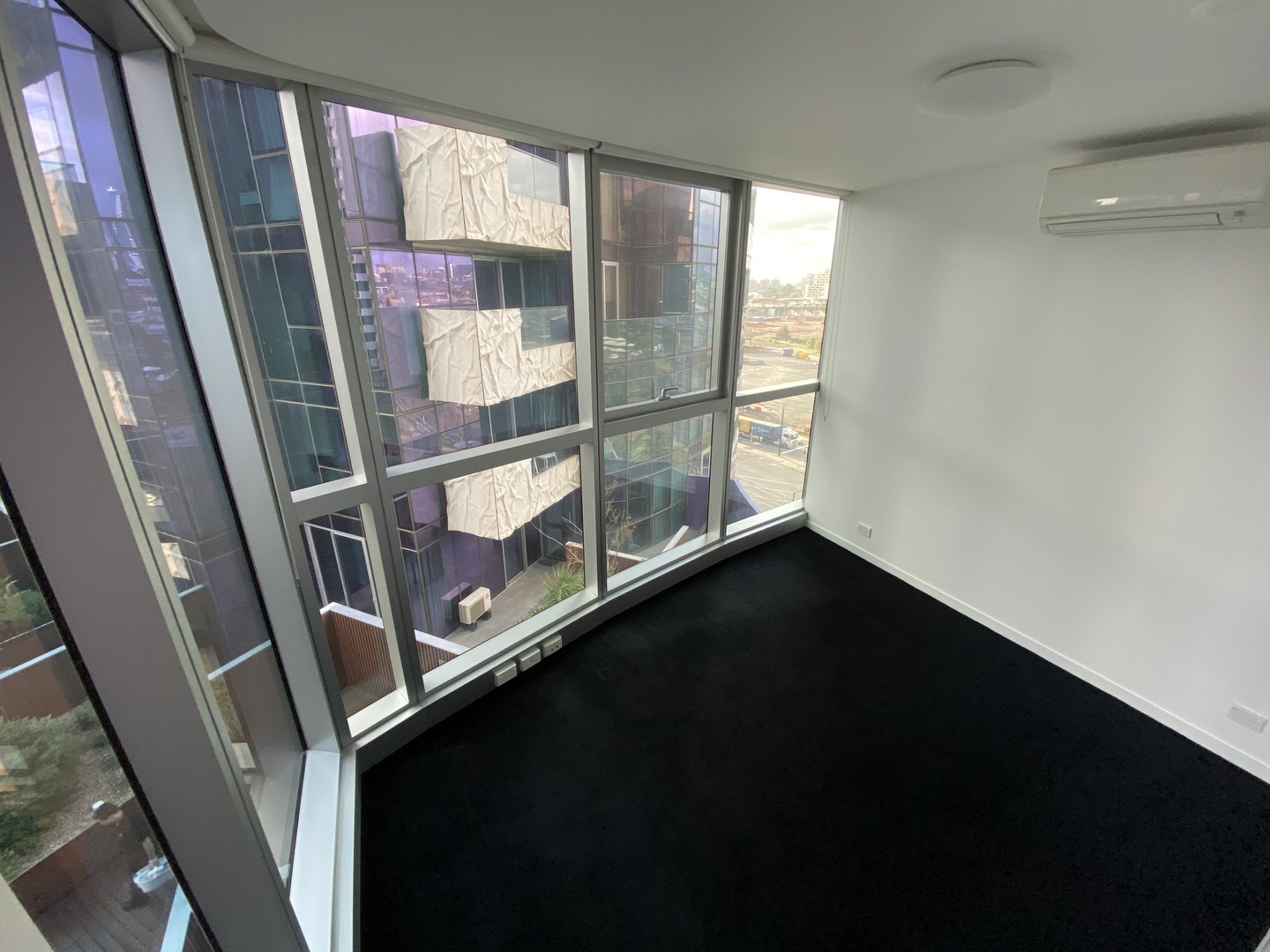 S908/231 - 245 Harbour Esplanade, Docklands, VIC 3008, Docklands - Thumbnail 7