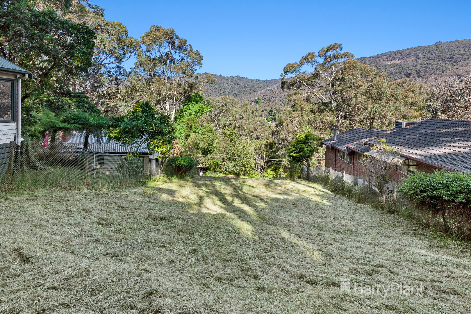 11 Toorak Avenue, The Basin - Thumbnail 2