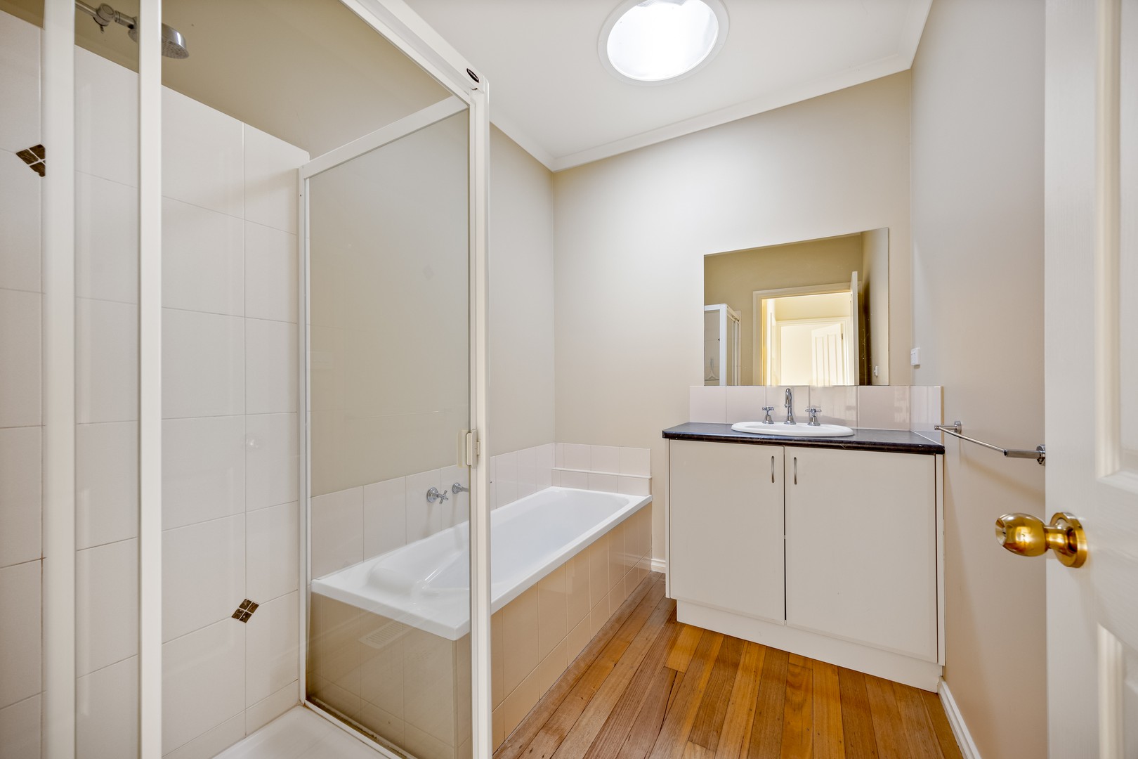 unit 1/418 Gladstone St Street, Mount Pleasant, VIC 3350, Mount Pleasant - Thumbnail 3