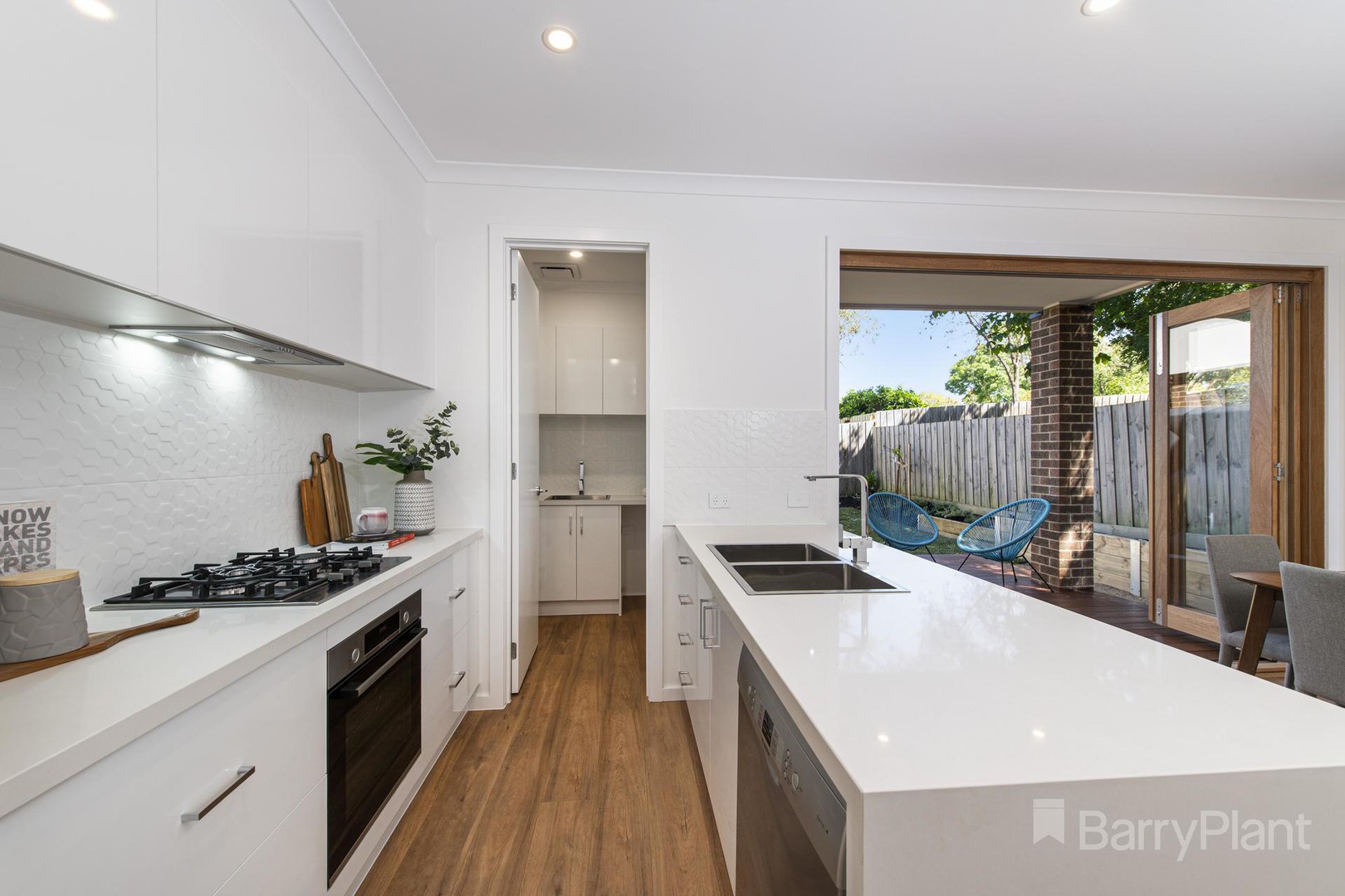 Unit 2/17 Paris Avenue, Croydon South, VIC 3136, Croydon South - Thumbnail 3