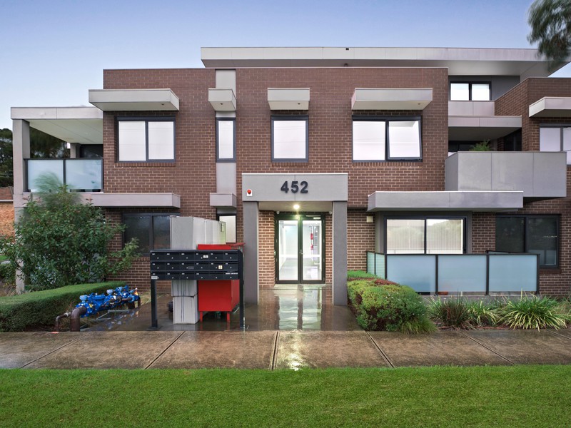 Unit 2, Level 1/452 Waterdale Road, Heidelberg Heights, VIC 3081 - Image - 10/06/2026