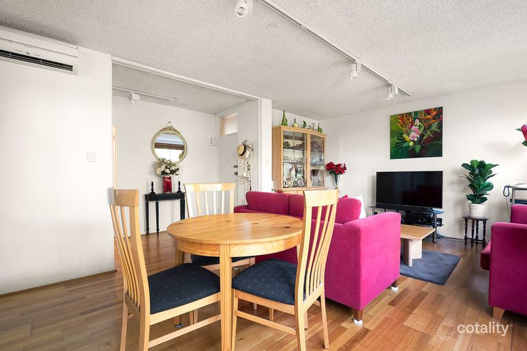 Unit 5/18 Carmichael Street, Ivanhoe East, VIC 3079 - Thumbnail 2 - 07/09/2026