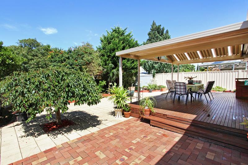 15 Lochmaben Court, Greenvale, VIC 3059 - Thumbnail 1 - 26/04/2016