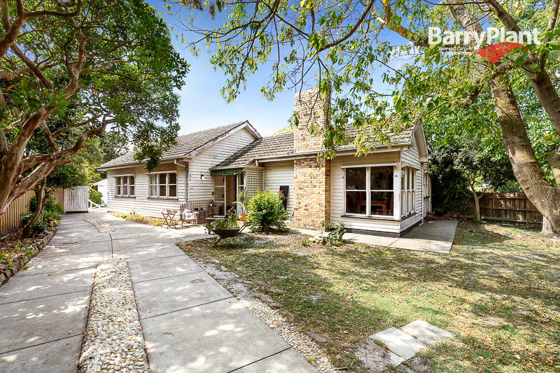 35 Gowrie Avenue, Frankston South, VIC 3199 Sold