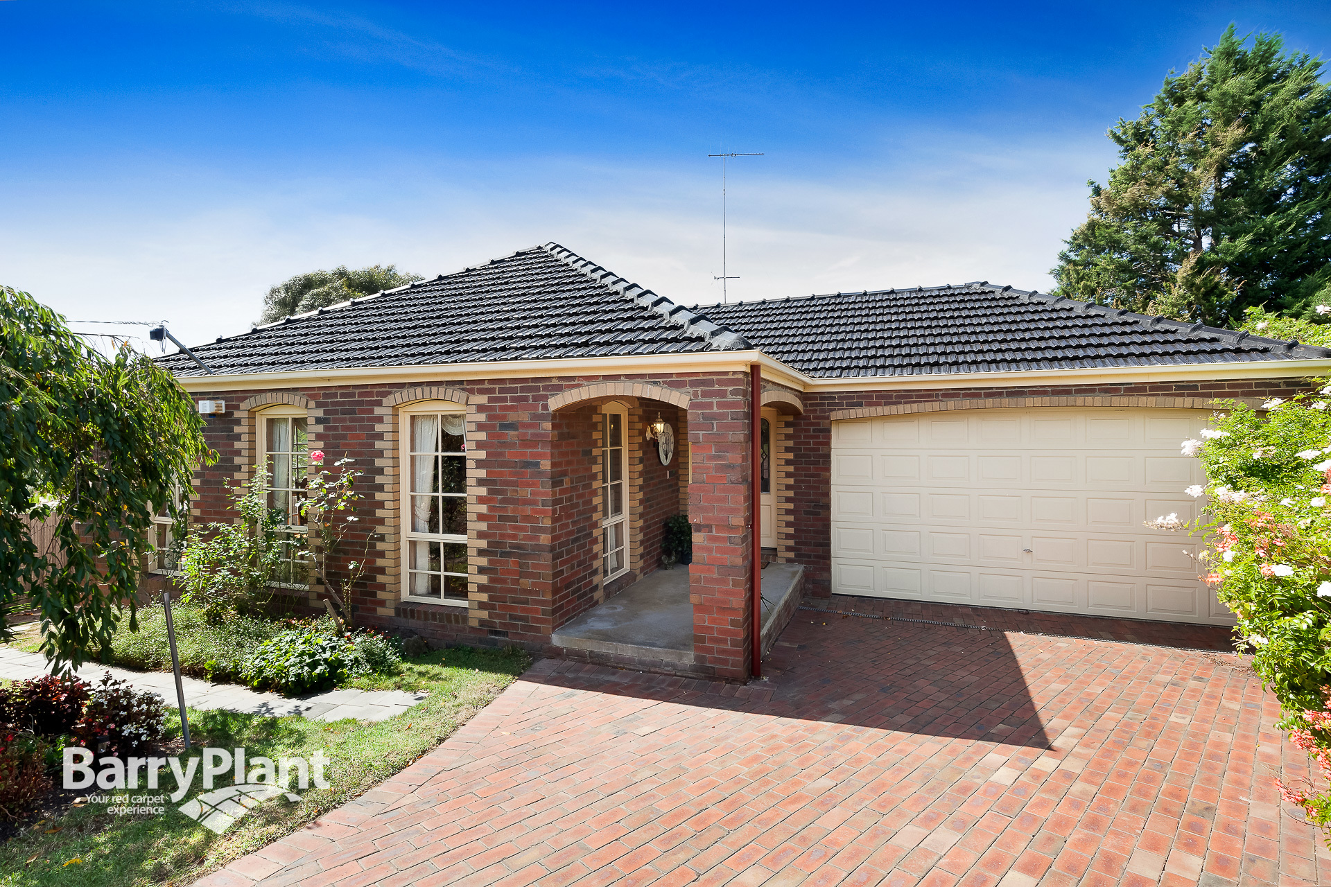 2 The Rise, Diamond Creek, VIC 3089 Sold