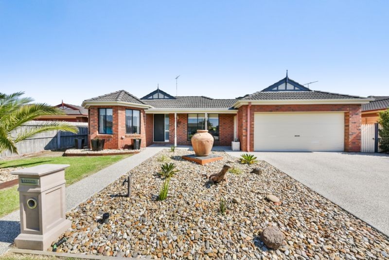 18 Mayfield Crescent, St Albans Park, VIC 3219 Sold