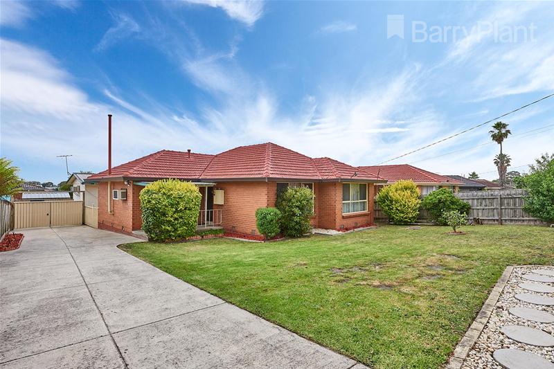 23 Lawrence Crescent, Noble Park North, VIC 3174 Sold