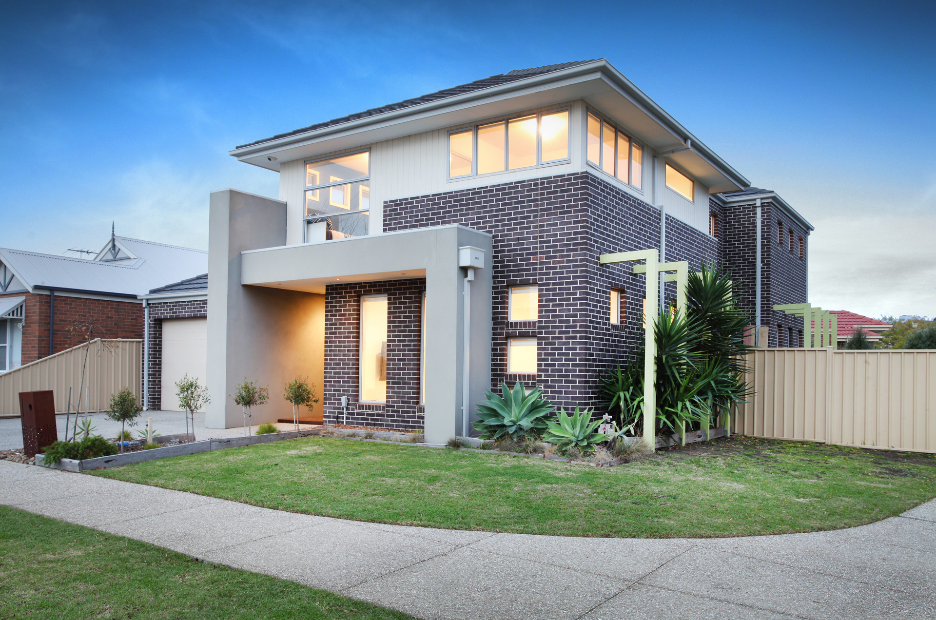 49 Holland Way, Caroline Springs, VIC 3023 Sold