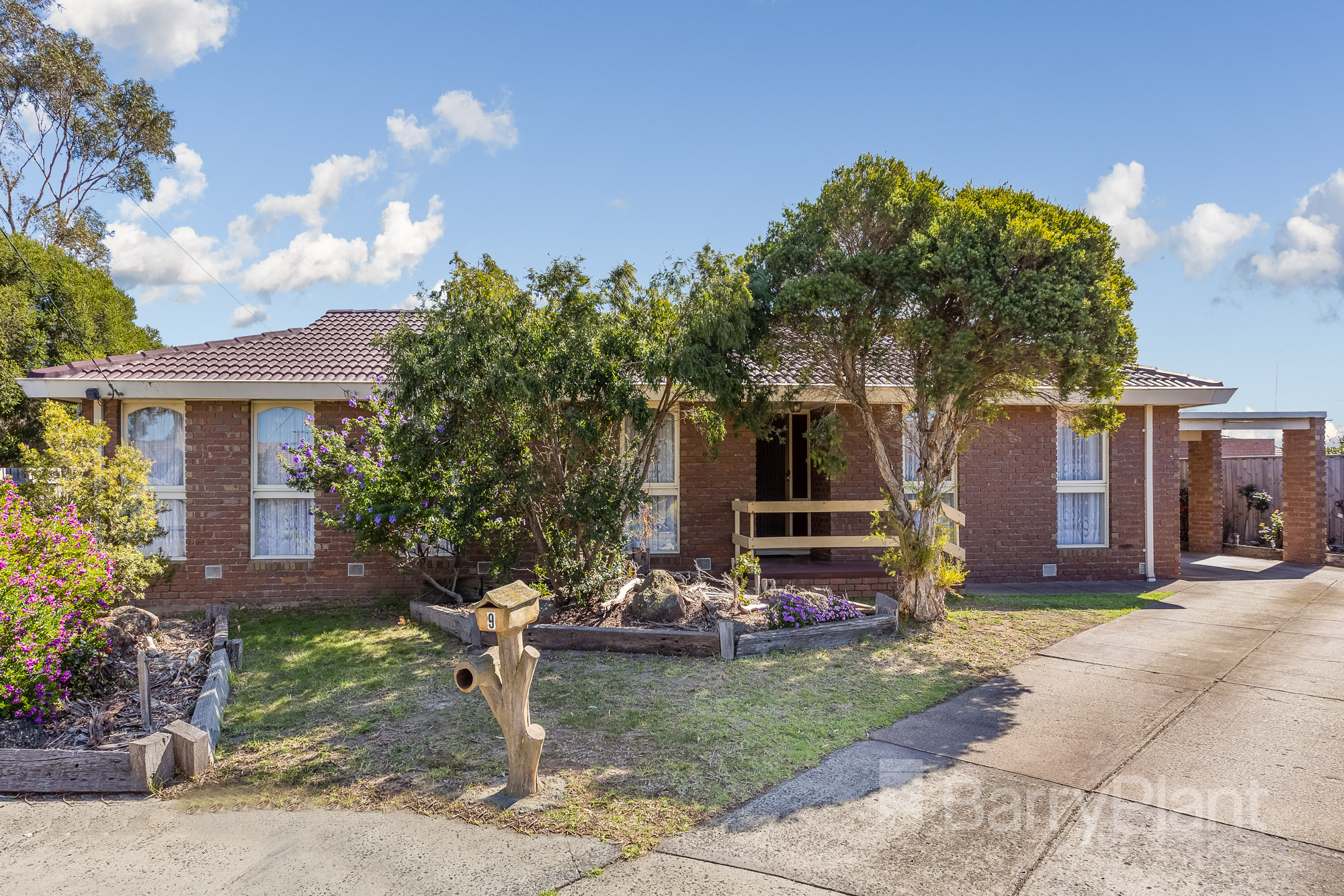 9 Laughton Court, Altona Meadows, VIC 3028 Sold