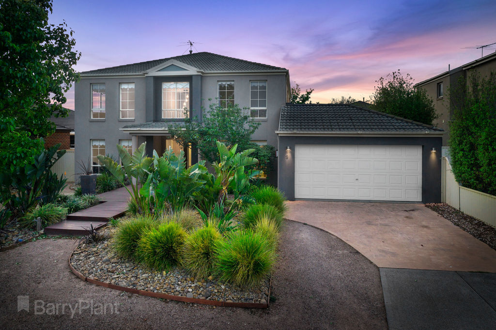 9 Marseilles Way, Point Cook, VIC 3030 Sold