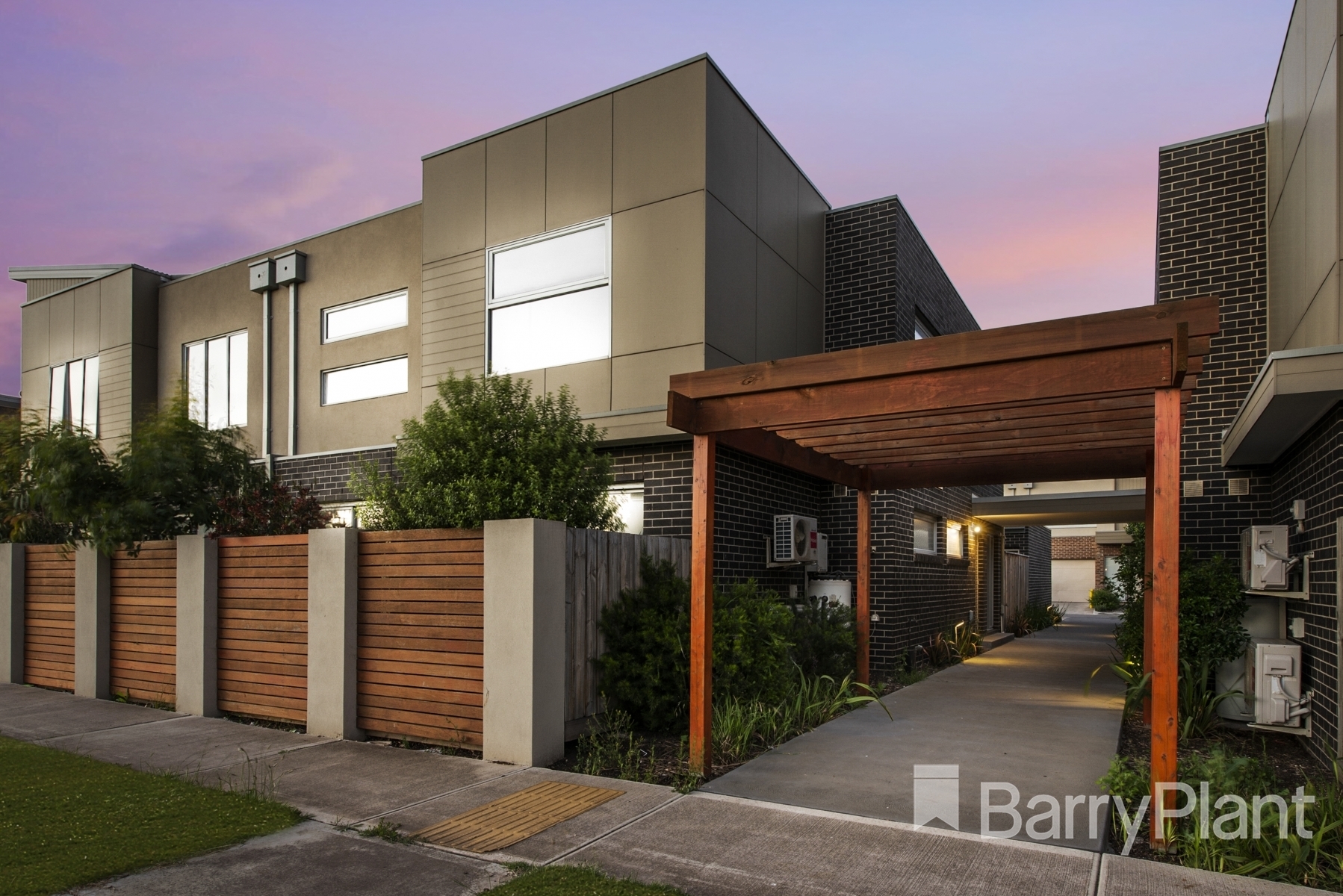 7/15 Thomas Carr Drive, Tarneit, VIC 3029 Sold